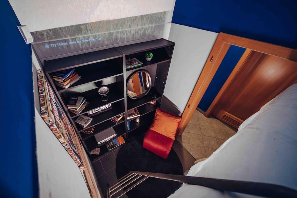 Unique Apartment With Private Pool, Cinema, Spa プラハ エクステリア 写真